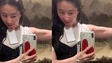 刘亦菲宅家1月练出腹肌而我怎么胖5斤