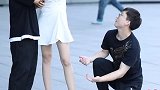 不被认可的温柔在金钱面前一文不值街拍穿搭