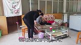 小姑子心疼嫂子照顾妈妈累，给嫂子发多少工资，嫂子高兴坏了