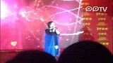 娱乐播报-20111129-杨幂首度现场演唱新版《爱的供养》视频曝光
