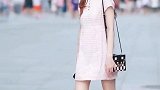杭州街拍是不是小男生才喜欢这种普通邻家小姐姐模样的女生
