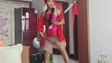 非常时期在家自娱自乐，舞台无处不在跟着节奏嗨起来