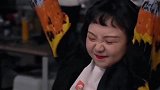 辣目洋子不愧是表情管理大师，轻松做到高冷与可爱秒切换！