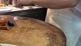正宗广式烧腊，看着老板徒手砍的烧鸭你还敢吃吗