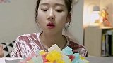 韩国可爱小姐姐吃琥珀糖，彩虹一样的颜色真好看
