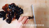 夏天里大人小孩都爱喝的酸汤，鲜香味美，开胃有营养做法特简单！