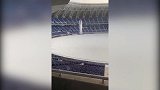 天津迎来2018年第一场雪 水滴体育场银装素裹美如画