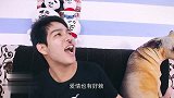 男子谈论着骑摩托车的快感，结果来了一个神回答