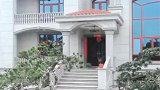 农村自建三层小别墅，带个大院子，有喜欢的吗