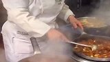 这就是传说中的厨神，简直亲眼所见，果然是位高手！