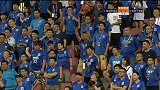 申花后场长传球发动进攻 瓜林超级重炮直接飞上看台