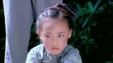 人贩子拐卖小女孩，谁知她乃当朝皇亲国戚，看完报纸后人都懵了！
