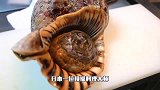 顶级厨师处理巨型海螺，直接用手拽出掏空，网友厉害
