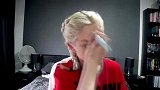美妆：先清淡化妆，再戴个假发整理形象，你知道这是仿妆的谁吗？