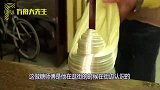 民间老手艺人“纯手工”制糖，路人嫌包装差不愿买，老板：不识货