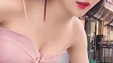 网红美女穿搭有范，真好看！