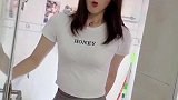 老婆以为我不知道她在纸上涂了辣椒水，这下舒服了吧。