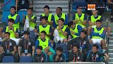 申花边路再度发起猛攻 朱宝杰门前高高跃起头槌高出