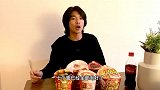 张宥浩因为马上要回国了，所以买了好几款日本泡面来测评