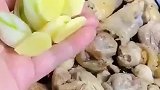 鸡腿这样做绝对是道硬菜！