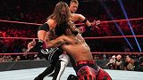 RAW第1476期：双打冠军挑战者车轮战第六轮 AJ奥莫斯半路杀出