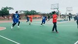 妹子下攻的速度太快了，绝对可以和男生打篮球了，不愧是国家队的！