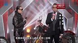 谢贤自称有音乐细胞,只是生谢霆锋的时候,全都遗传给了他