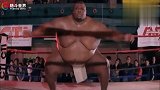 MMA巨型格斗士震悍来袭横扫格斗界，场下美女都激动了！