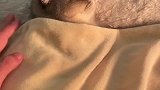叫不醒的小猫，全瑕！醒了再出，让她自己坐火车来！