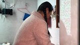 不出门的横店如兰做吃的，简单实惠自我夸奖一下，看如兰吃的挺乐