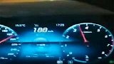 河北邯郸：男子隧道内飙车时速197，还敢秀视频