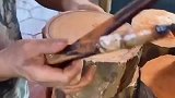 要不是目睹了制作的全过程，谁信这是木头，一定很贵重吧？