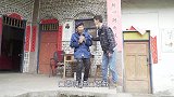 四川方言：几个灾舅子，为了打牌，什么馊主意都想得出来！