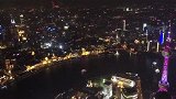 “我们最后的默契就是同时疏远了对方吧”