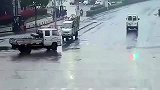 大马路发生一起诡异车祸，电影也不敢这么拍，不看监控谁信