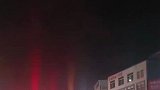 广东河源：男子深夜驾车走到路口，看到红绿灯后懵了