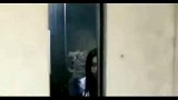 你要这样说，你应该说这是你岳父啊