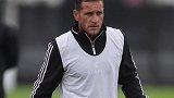 《英超复训日记》切尔西7-1狂胜QPR 特里前来观战