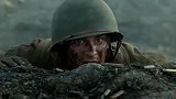美国大兵利用“隐身术”，完美躲过鬼子地毯式扫荡！