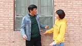 前夫再婚我盛装出席，婚礼上看到新娘后，我乐的哈哈大笑
