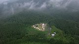 在日本三大奇景之一妙义山的对面 亚洲第一情侣野营酒店