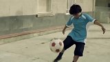 中超-17赛季-南美足球天堂的孩子灵动踢球 球王街边被挑战-专题