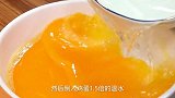 隔水蒸鸡蛋您就像我这样做，嫩滑细腻无蜂窝，老人孩子都喜欢
