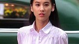 黄圣依直播卸妆，当看清她的真实素颜，网友纷纷直呼不敢相信！