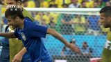 世界杯-14年-小组赛-A组-第1轮-赛前巴西队热身内马尔蝴蝶穿花-花絮