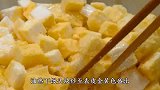 馒头不要总是直接吃了，像我这样做成孜然炒馍，大人孩子抢着吃