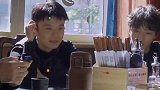 一时不知道这是贴心还是调皮！王俊凯说再熬夜就会梦到蓝色古堡
