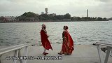 马来西亚空姐“西施”，脸蛋精致如瓷娃娃，身材性感迷人