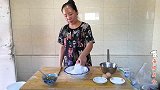 油条不要出去买了，掌握这个诀窍，简单易做，特别好吃