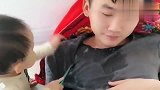 能让老公忍气吞声，也只有他的小情人了，换成儿子早挨揍了